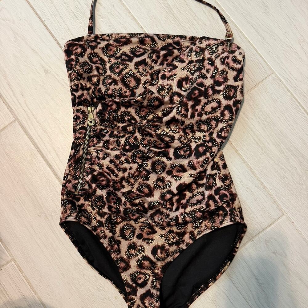 Jaclyn Smith Collection One Piece Swimsuit Women’s Size 6 Leopard Animal Print